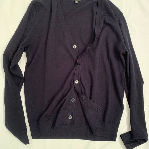 Uniqlo navy cardigan - Picture 2 of 5